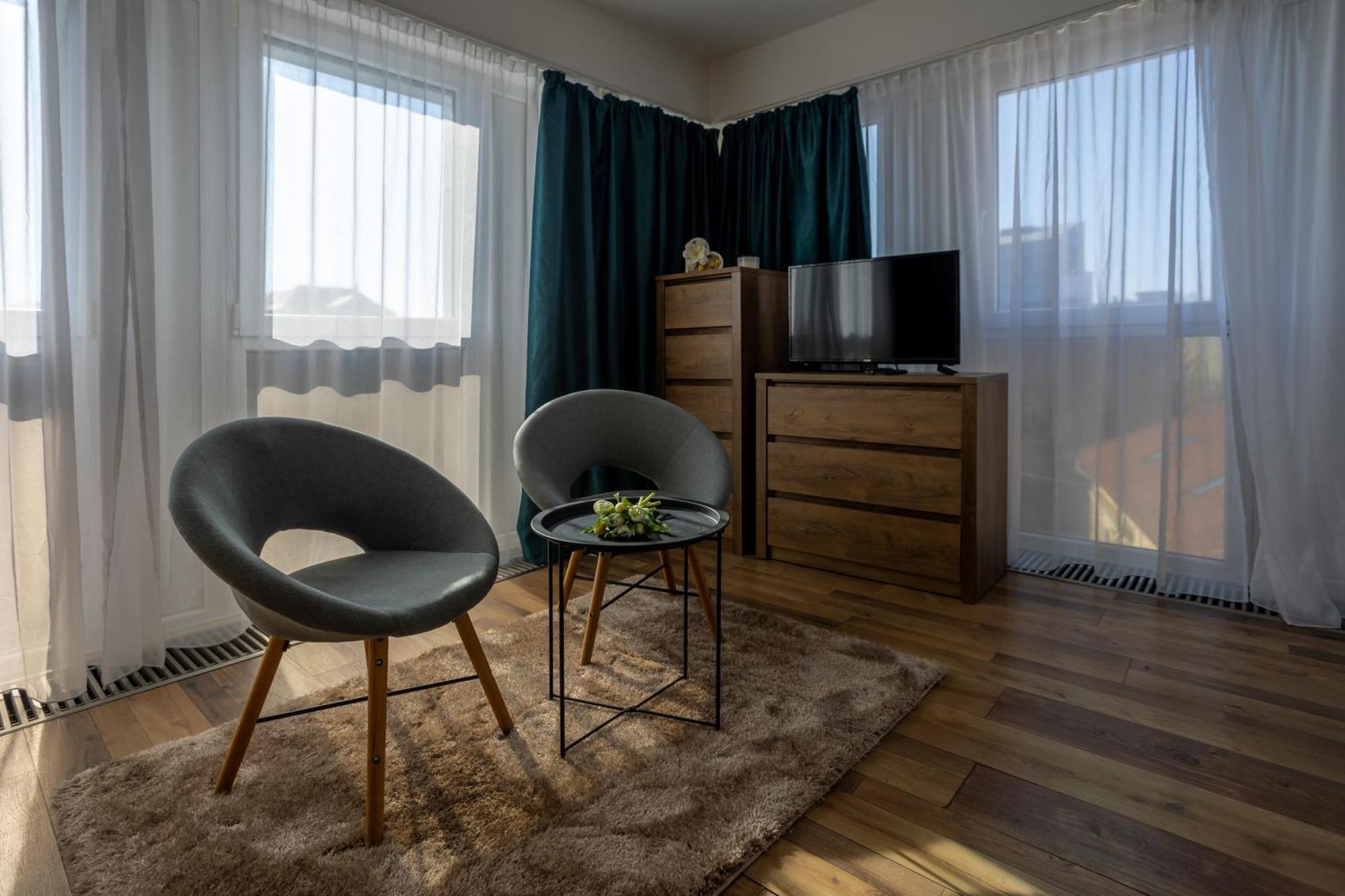 Hellowine Apartman II Eger Buitenkant foto